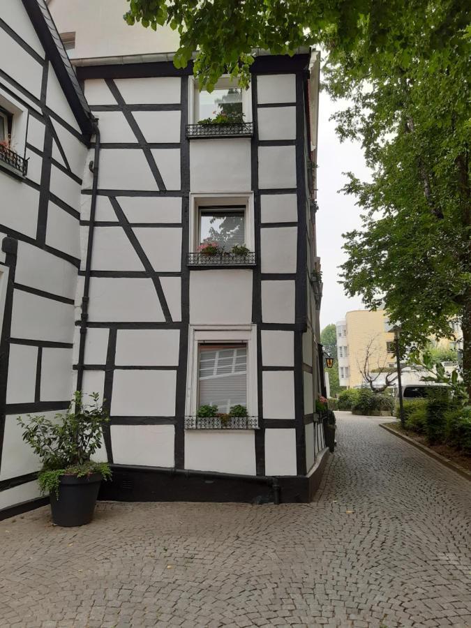 Historisch Uebernachten Brinkerplatz 3 Есен Екстериор снимка